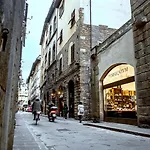 Borgo San Jacopo Deluxe By 360rentals Apartamento