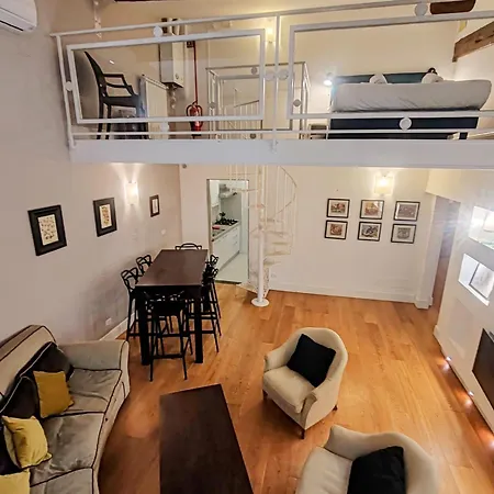 Apartment Borgo San Jacopo Deluxe By 360rentals